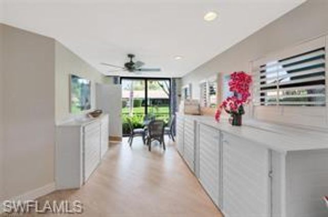 583 Beachwalk CIR 101, Naples, FL 34108