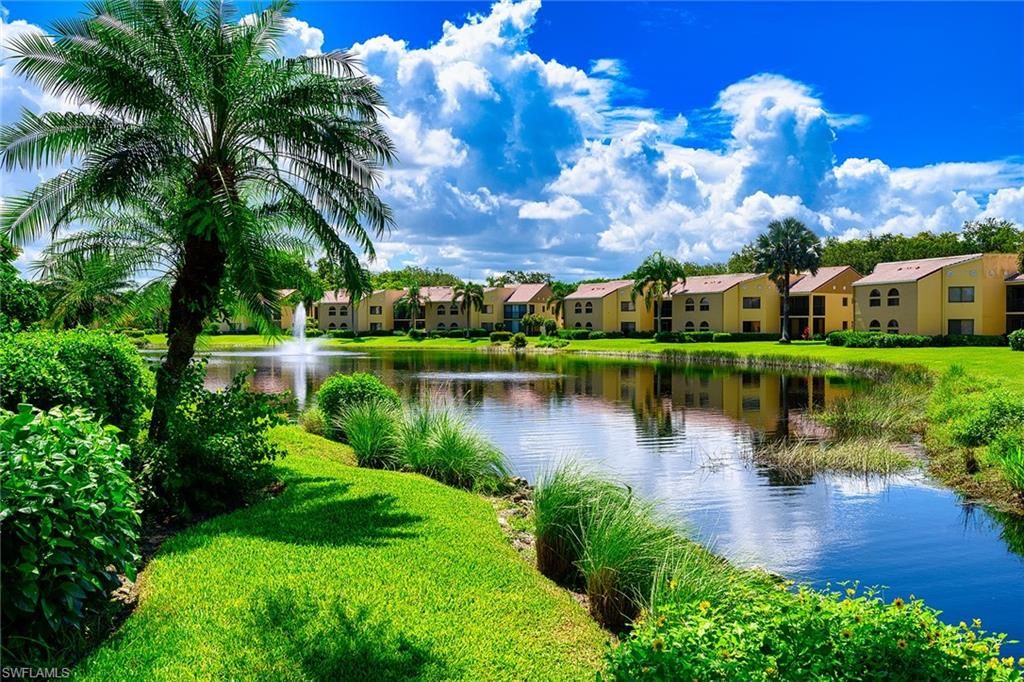 583 Beachwalk CIR 101, Naples, FL 34108