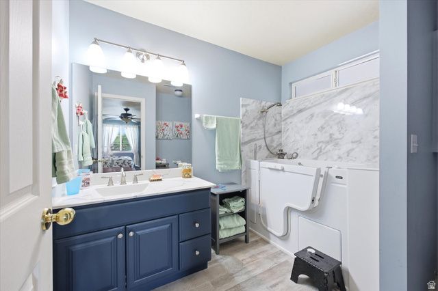 3139 N PELICAN DR, Farr West, UT 84404