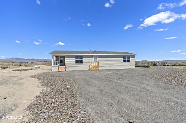 8260 Sycamore Street, Silver Springs, NV 89429