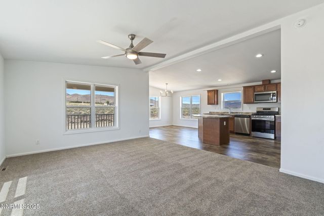 8260 Sycamore Street, Silver Springs, NV 89429