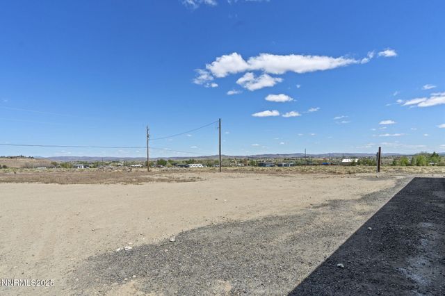 8260 Sycamore Street, Silver Springs, NV 89429