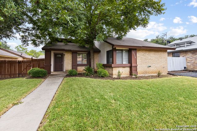 13778 George Rd, San Antonio, TX 78231