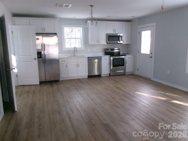 510 Kings Road, Shelby, NC 28150