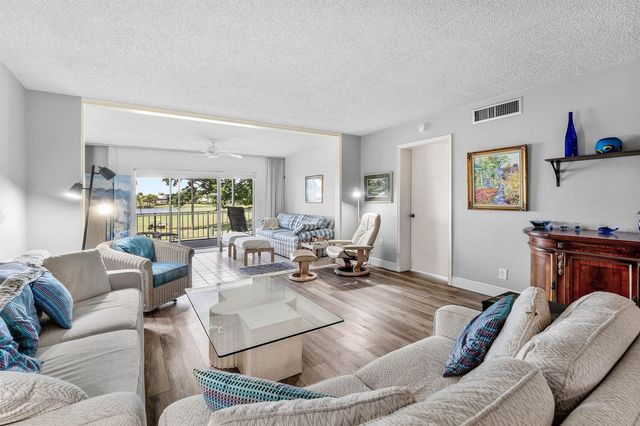 250 John F Kennedy Drive 204, Atlantis, FL 33462