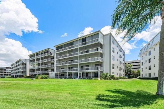 250 John F Kennedy Drive 204, Atlantis, FL 33462