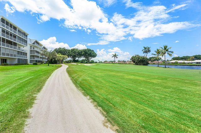 250 John F Kennedy Drive 204, Atlantis, FL 33462