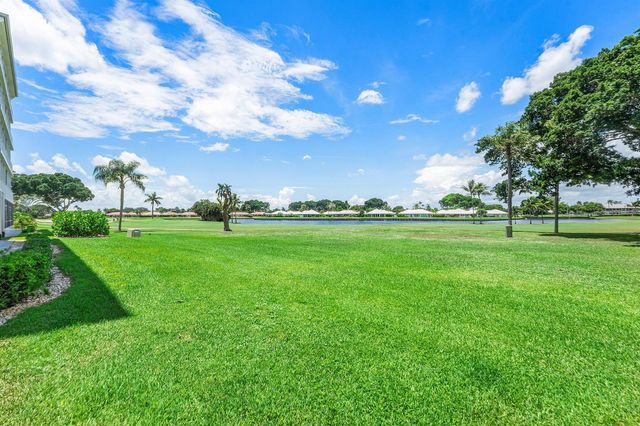 250 John F Kennedy Drive 204, Atlantis, FL 33462