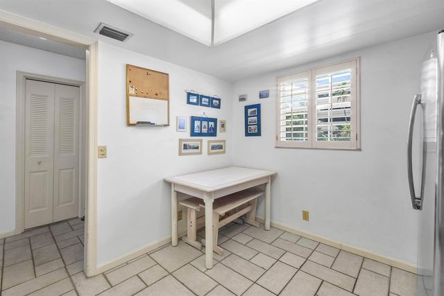250 John F Kennedy Drive 204, Atlantis, FL 33462