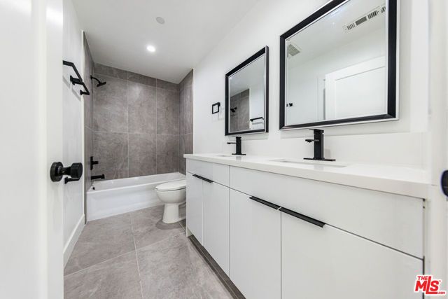 10810 Hesby Street, North Hollywood (los Angeles), CA 91601