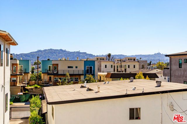 10810 Hesby Street, North Hollywood (los Angeles), CA 91601