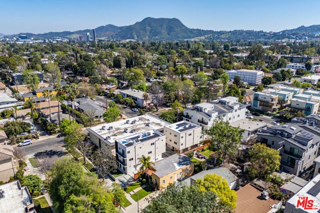 10810 Hesby Street, North Hollywood (los Angeles), CA 91601