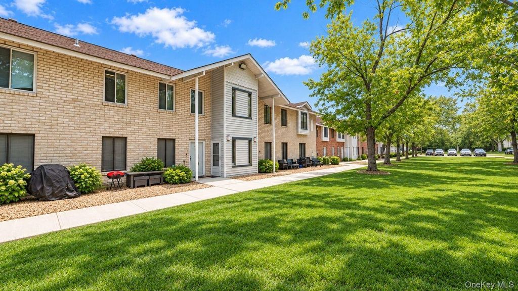 24 Idaho Court 24, Coram, NY 11727