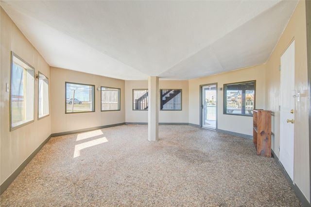 26 Tarpon Lane, Freeport, TX 77541