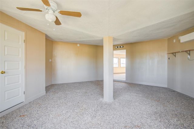 26 Tarpon Lane, Freeport, TX 77541