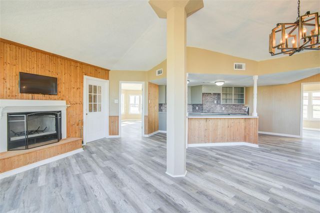 26 Tarpon Lane, Freeport, TX 77541