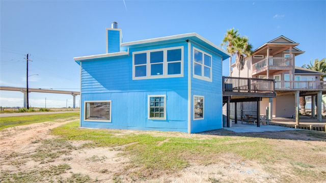 26 Tarpon Lane, Freeport, TX 77541