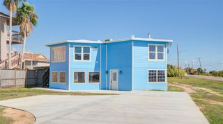 26 Tarpon Lane, Freeport, TX 77541