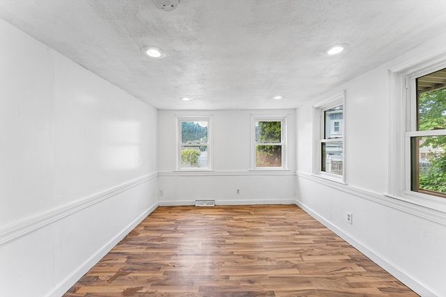 1 Allen Ct, Marlborough, MA 01752