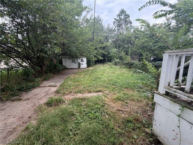 3303 W 123rd Street, Cleveland, OH 44111