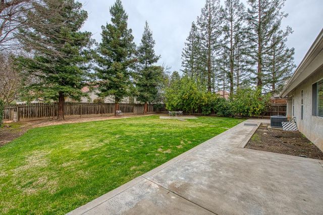 2519 Celeste Avenue, Clovis, CA 93611