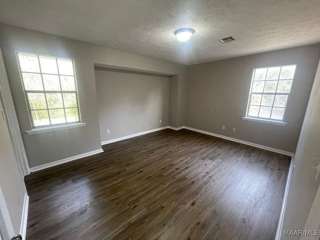 14 Azaleawood Drive, Wetumpka, AL 36093