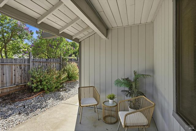 929 Helen Ave, Ukiah, CA 95482