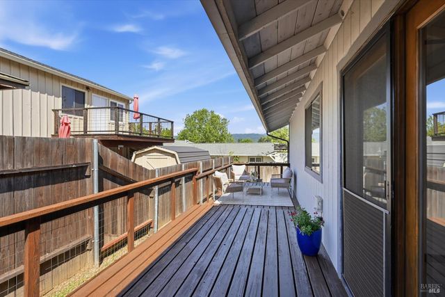 929 Helen Ave, Ukiah, CA 95482