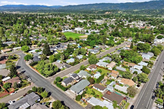 929 Helen Ave, Ukiah, CA 95482