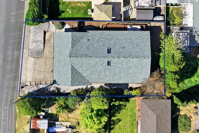 929 Helen Ave, Ukiah, CA 95482