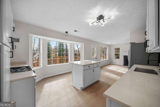 180 Preston Oaks Drive, Alpharetta, GA 30022