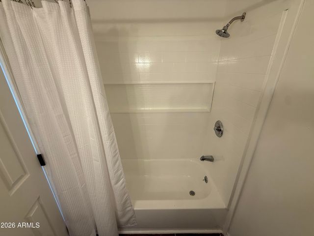 5442 W EDGEMONT Avenue, Phoenix, AZ 85035