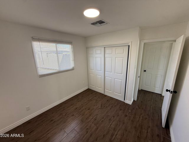 5442 W EDGEMONT Avenue, Phoenix, AZ 85035