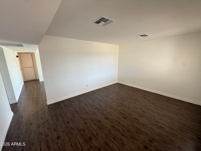 5442 W EDGEMONT Avenue, Phoenix, AZ 85035