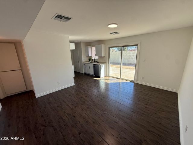 5442 W EDGEMONT Avenue, Phoenix, AZ 85035