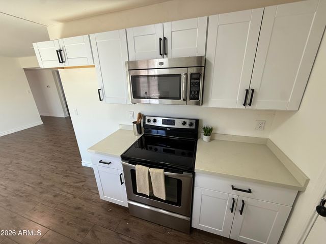 5442 W EDGEMONT Avenue, Phoenix, AZ 85035