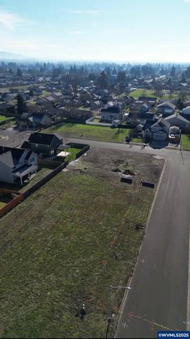 Pheasant (Model S) Av, Stayton, OR 97383