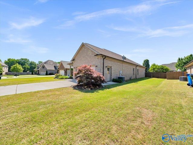17164 Obsidian Circle, Athens, AL 35613