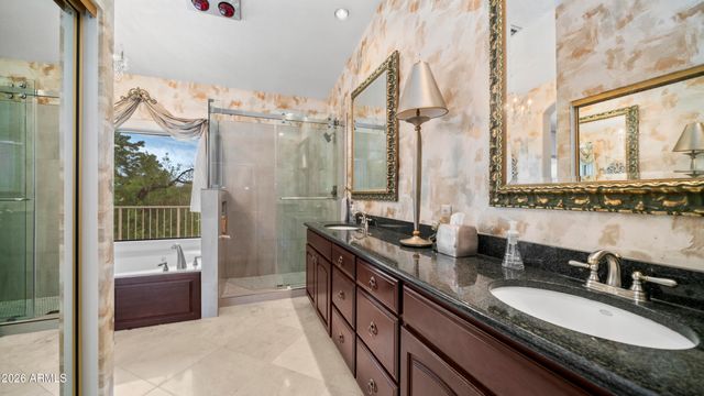 42 E MARIA Lane, Tempe, AZ 85284