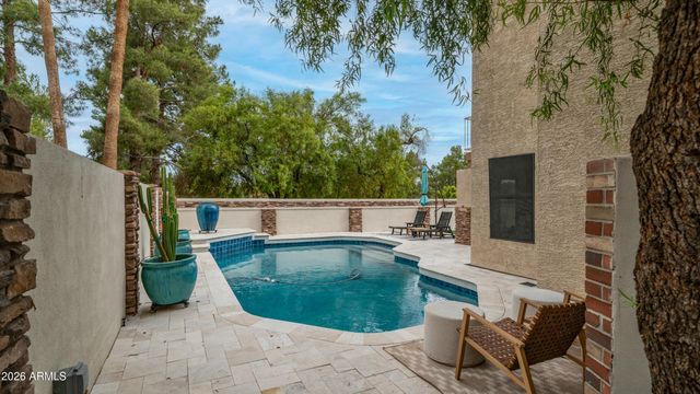 42 E MARIA Lane, Tempe, AZ 85284
