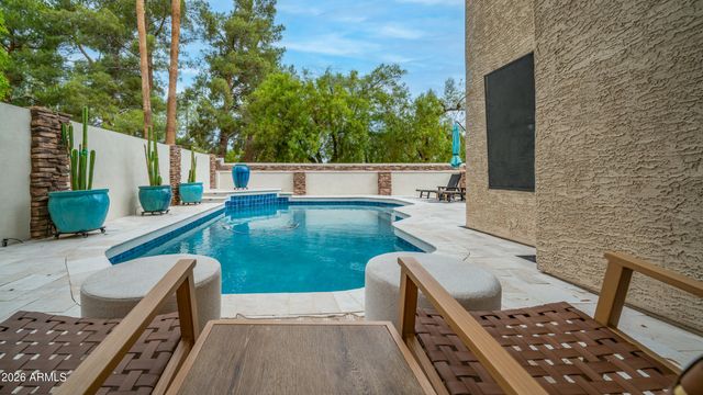 42 E MARIA Lane, Tempe, AZ 85284