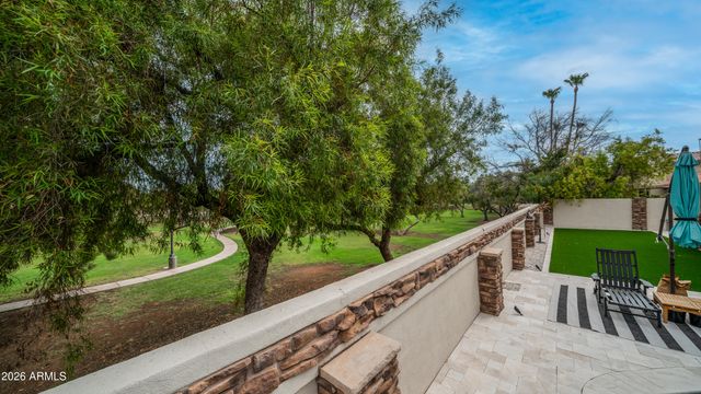 42 E MARIA Lane, Tempe, AZ 85284