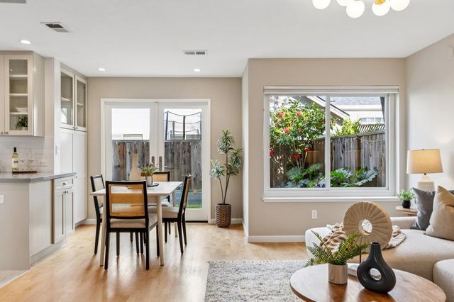 423 423 McDonnel Road, Alameda, CA 94502