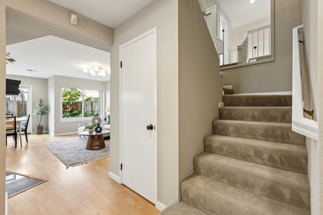 423 423 McDonnel Road, Alameda, CA 94502