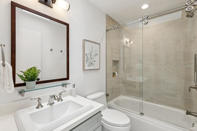 423 423 McDonnel Road, Alameda, CA 94502