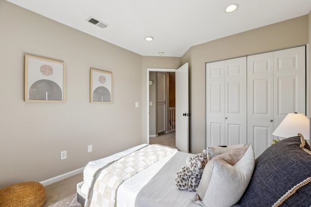 423 423 McDonnel Road, Alameda, CA 94502