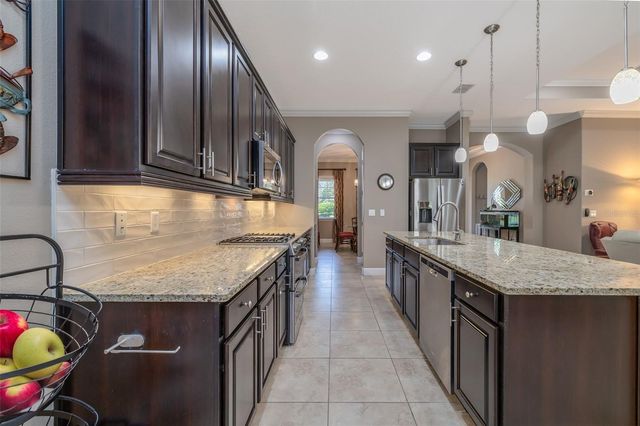1130 GARDENSHIRE LANE, Deland, FL 32724