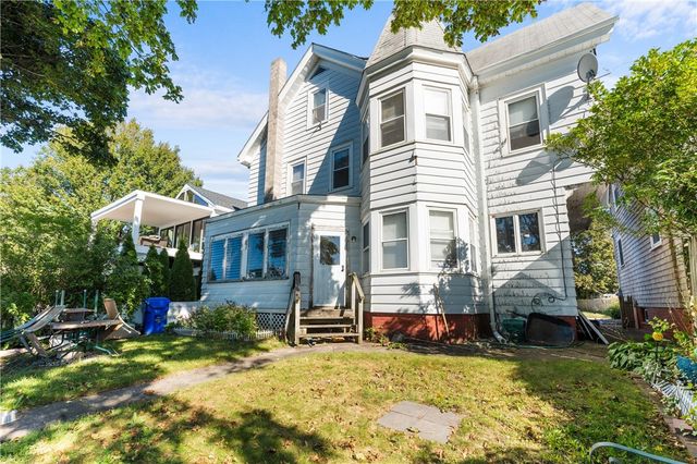 87 Bluff Street, East Providence, RI 02915