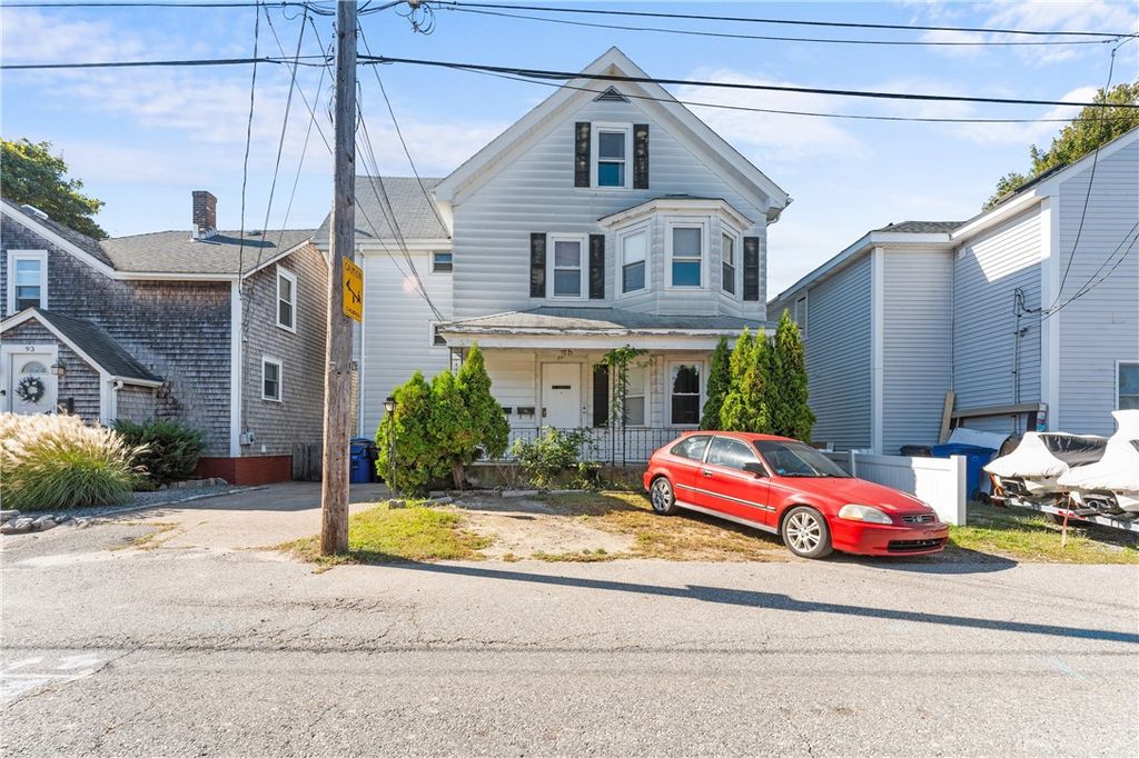 87 Bluff Street, East Providence, RI 02915