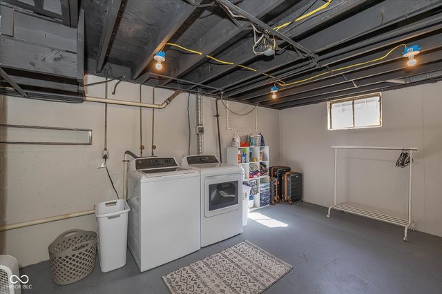 503 S 9th Avenue, Beech Grove, IN 46107